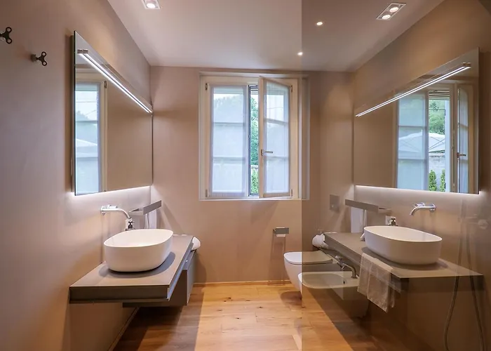 Amelia Orta San Giulio